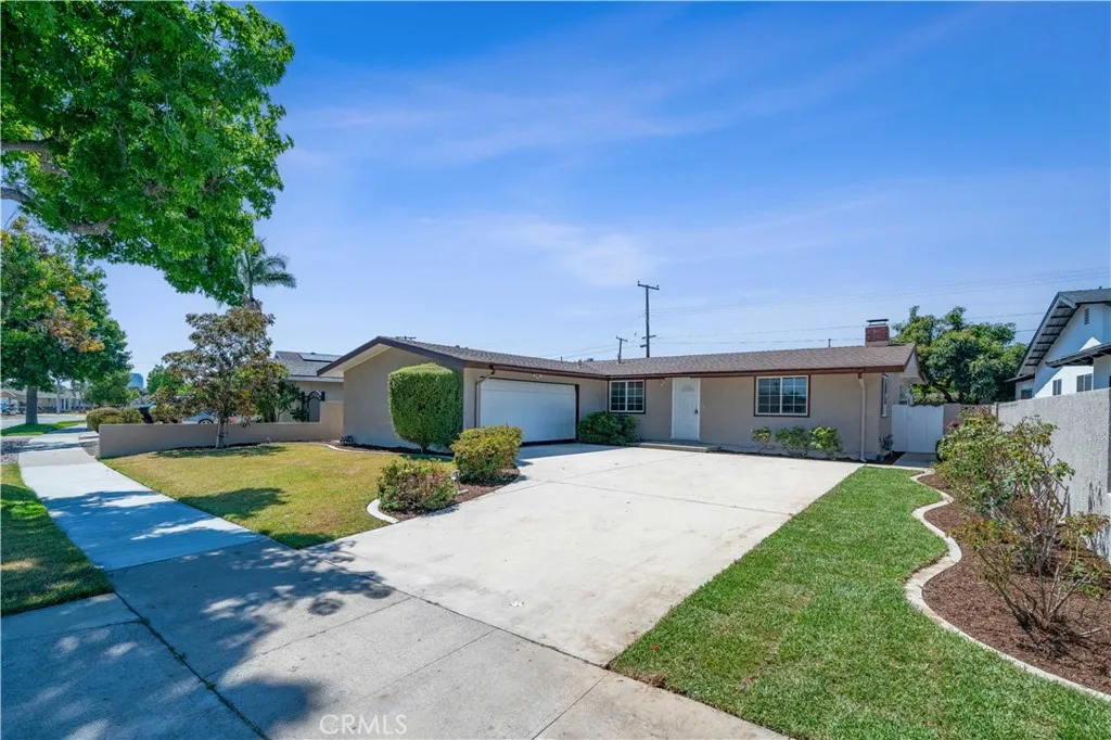 2003 W Willow Avenue, Orange, CA 92868 - Main photo, Orange, CA