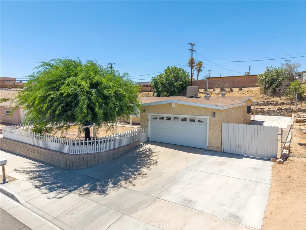 650 E Mountain View, Barstow, CA 92311 - Photo 4 of 52, Barstow, CA