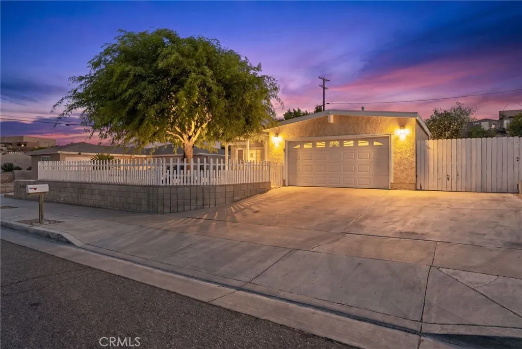 650 E Mountain View, Barstow, CA 92311 - Main photo, Barstow, CA