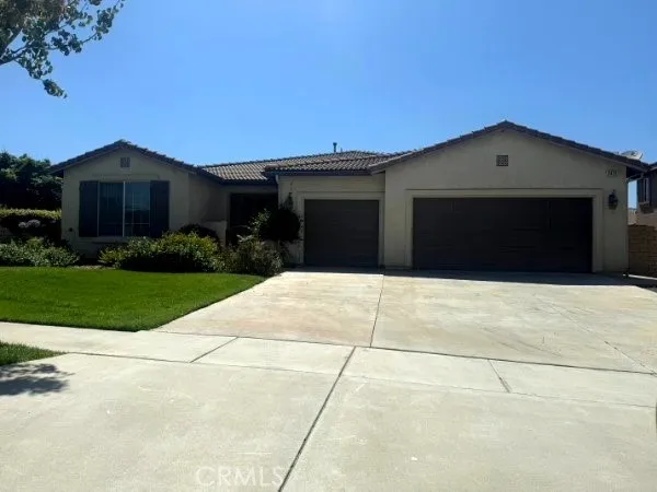 2426 Mary Clare, Corona, CA 92882 - Main photo, Corona, CA
