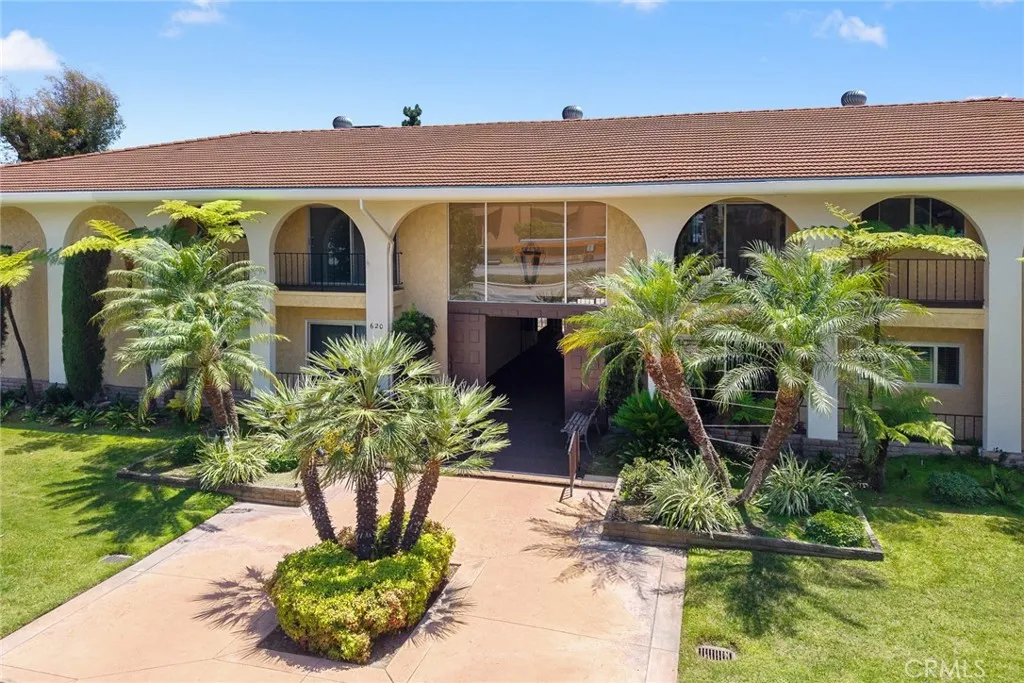620 W Huntington Unit 216, Arcadia, CA 91007 - Photo 2 of 27, Arcadia, CA