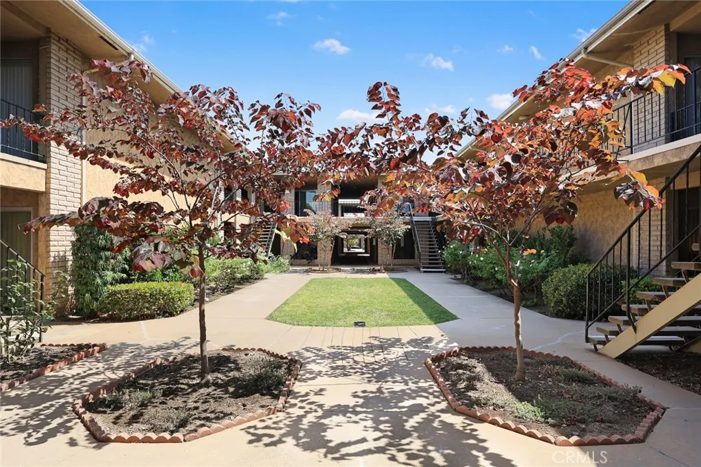 620 W Huntington Unit 216, Arcadia, CA 91007 - Photo 4 of 27, Arcadia, CA