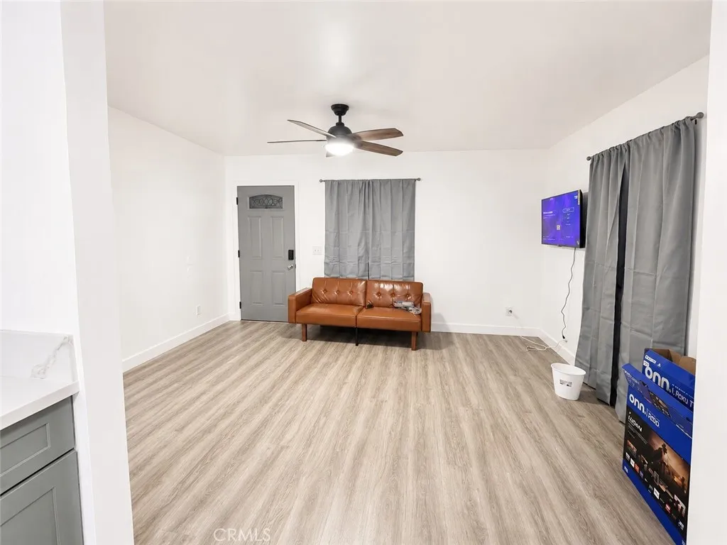 210 S Raitt, Santa Ana, CA 92703 - Photo 2 of 10, Santa Ana, CA