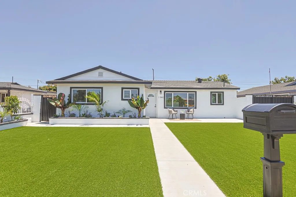 11842 Santa Rosalia, Stanton, CA 90680 - Photo 3 of 61, Stanton, CA