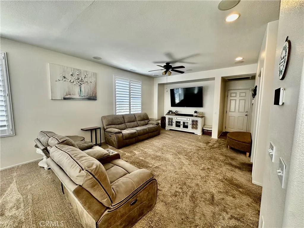 22 Helen, Beaumont, CA 92223 - Photo 4 of 17, Beaumont, CA