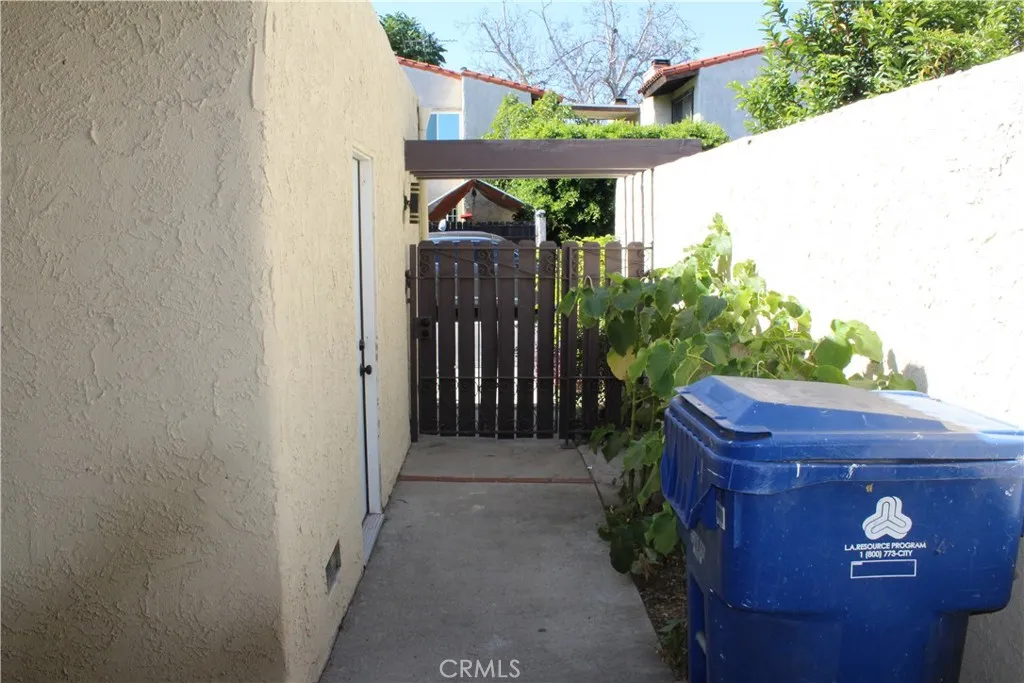 8800 Kester, Panorama City, CA 91402 - Photo 4 of 39, Panorama City, CA