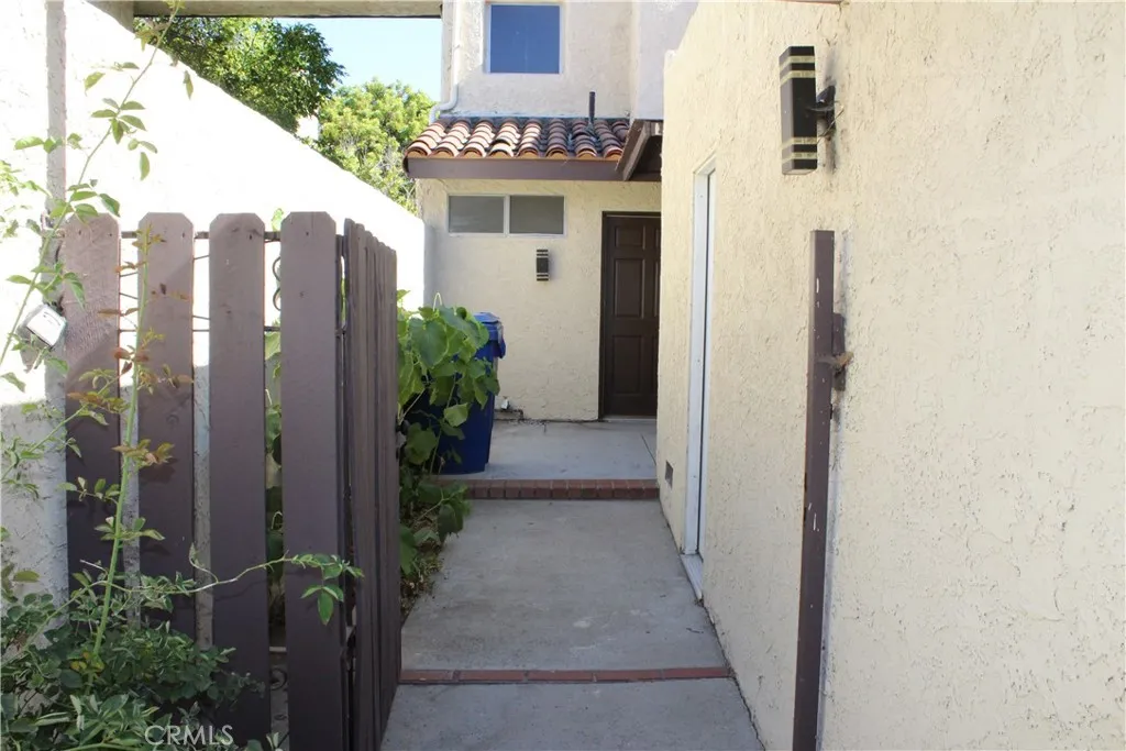8800 Kester, Panorama City, CA 91402 - Photo 2 of 39, Panorama City, CA