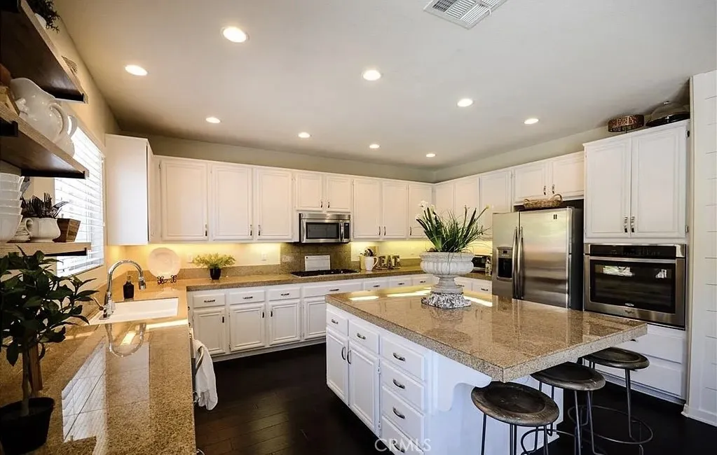 36176 Darcy Place, Murrieta, CA 92562 - Photo 3 of 6, Murrieta, CA