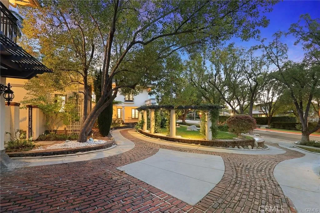 928 S El Molino, Pasadena, CA 91106 - Photo 4 of 5, Pasadena, CA