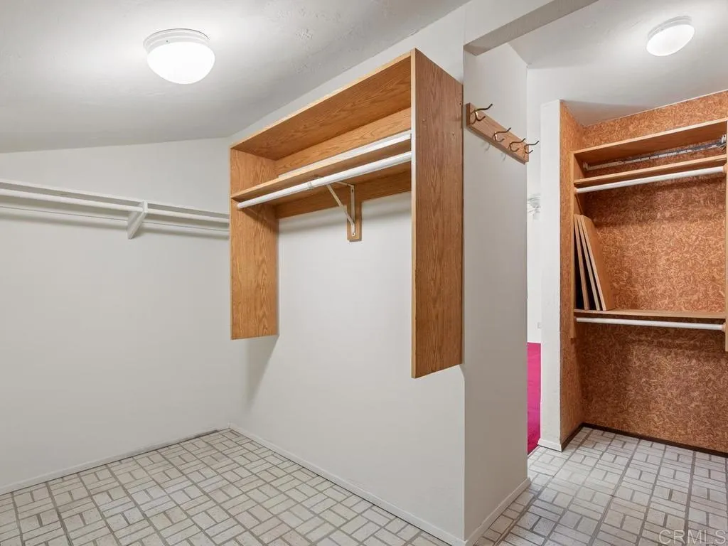 https://cdn.realtyfeed.com/cdn/127/306754577/45731e4c960a0e92e5f83feb91ecee00.webp