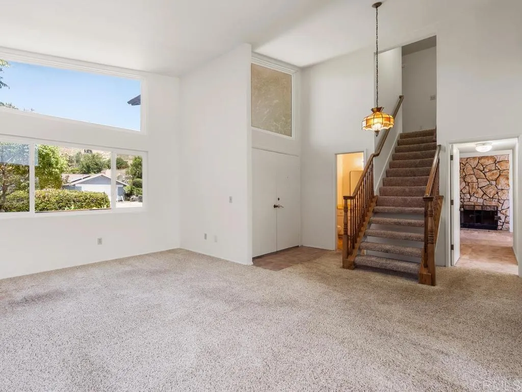 https://cdn.realtyfeed.com/cdn/127/306754577/f4e84d3ffc6030bd52a0a769730d3cf1.webp