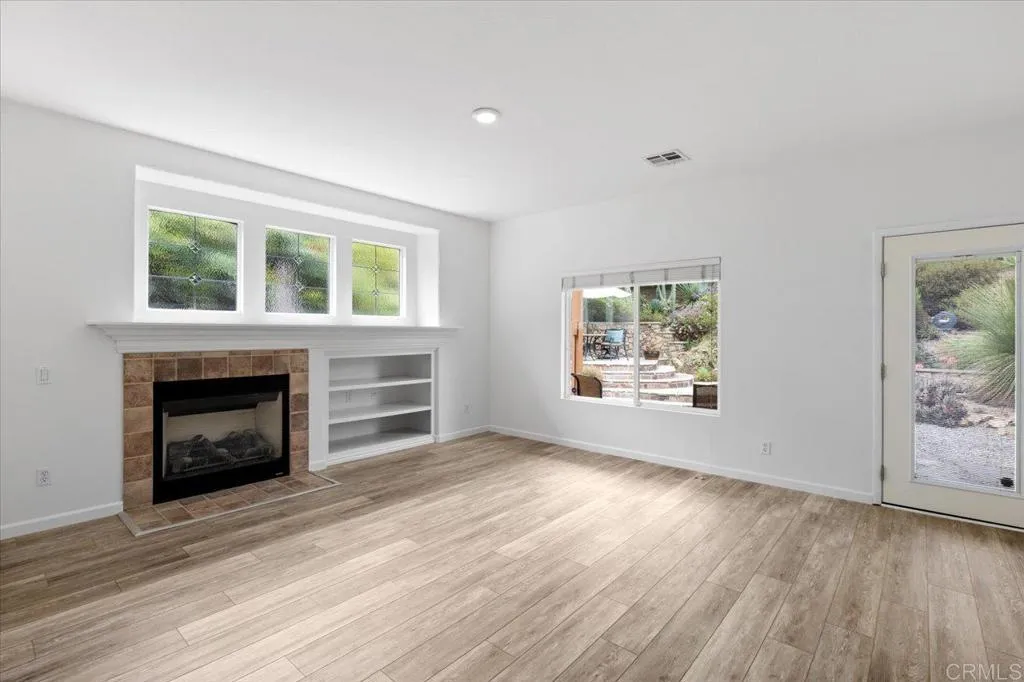 https://cdn.realtyfeed.com/cdn/127/306754587/6a59c3a20424d2d658add910b99ce326.webp
