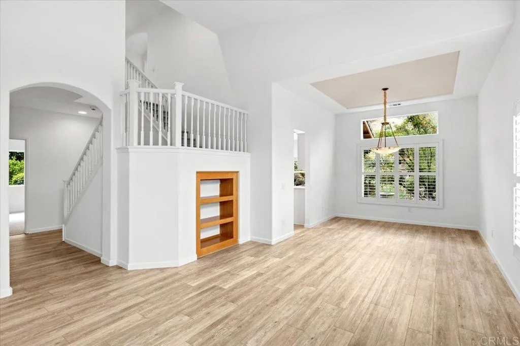 https://cdn.realtyfeed.com/cdn/127/306754587/8feb9c4006f7e8268cbc55a6f3eac648.webp