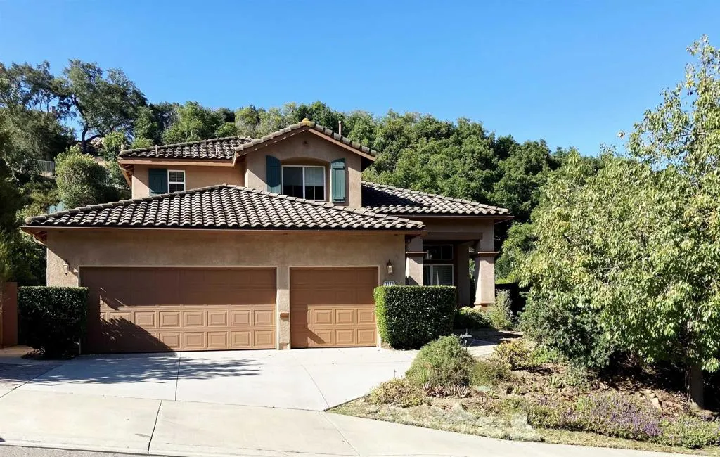 3173 Willow Tree Ln, Escondido, CA 92027 - Main photo, Escondido, CA