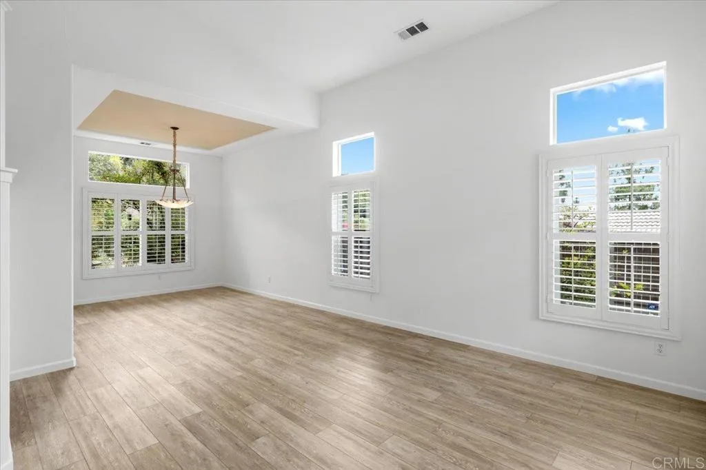 https://cdn.realtyfeed.com/cdn/127/306754587/9ccc9618951765f787b499cb8b1a7aa9.webp