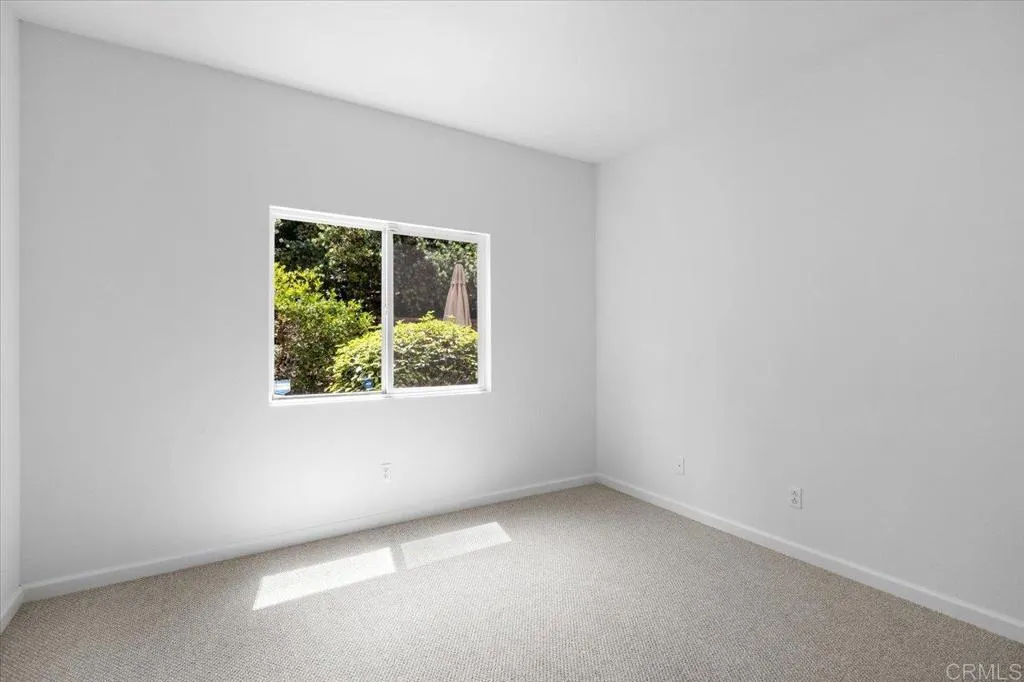 https://cdn.realtyfeed.com/cdn/127/306754587/bd0e82d3ae2b42e9ea923776624f3130.webp