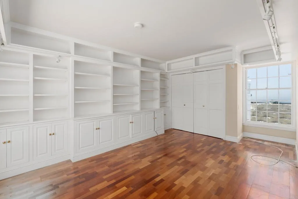 https://cdn.realtyfeed.com/cdn/127/306754588/1e8c00a51255f0d8bec034c653b4ea44.webp