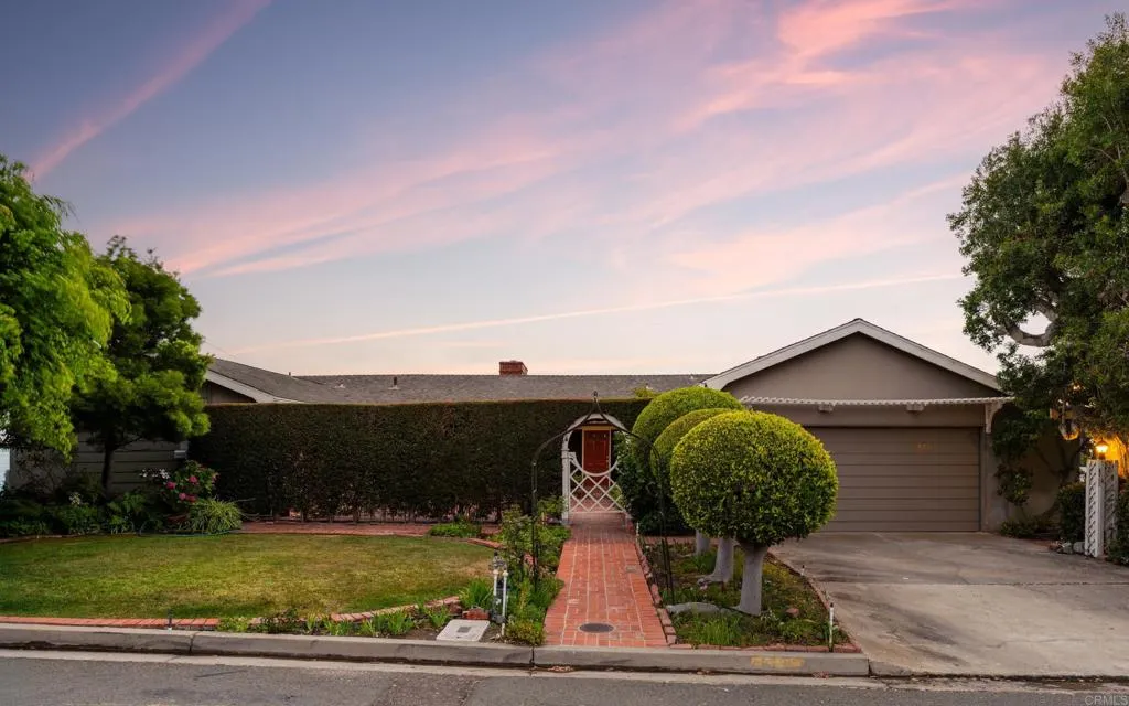 https://cdn.realtyfeed.com/cdn/127/306754588/48d28fb90c4990419d1837dcdb55761b.webp
