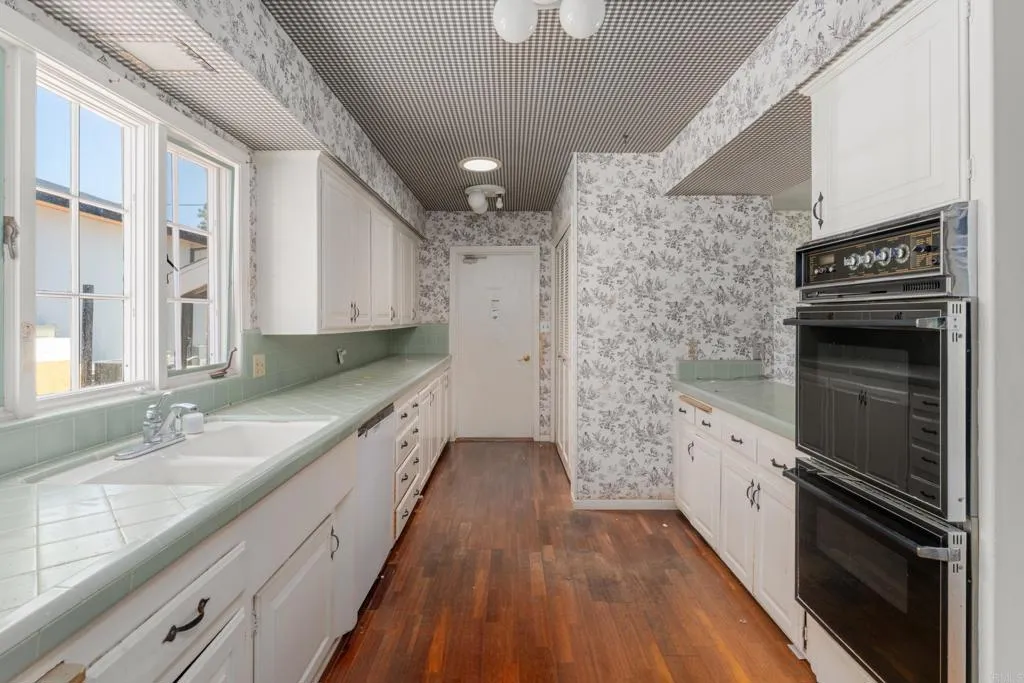 https://cdn.realtyfeed.com/cdn/127/306754588/7764ddadc007804c63891e45c95dfd2d.webp