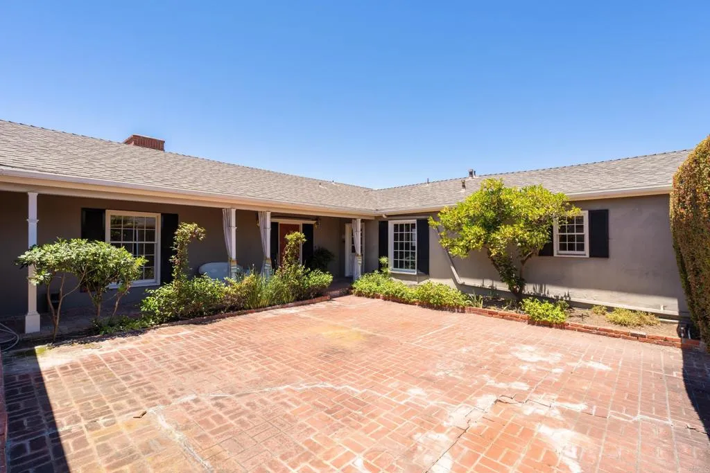 https://cdn.realtyfeed.com/cdn/127/306754588/9e37c3c68fa564605837c4b1ce986de1.webp