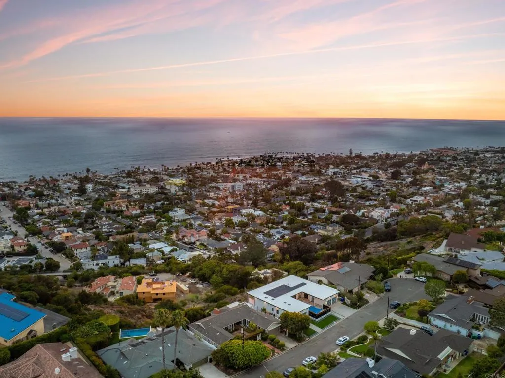 https://cdn.realtyfeed.com/cdn/127/306754588/c366b020064c05c7a78ba4dde09bbc61.webp
