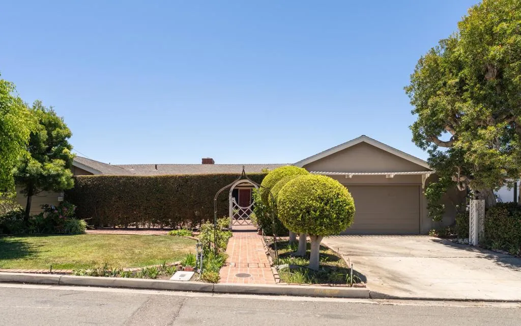 6530 Manana Place, La Jolla, CA 92037 - Main photo, La Jolla, CA
