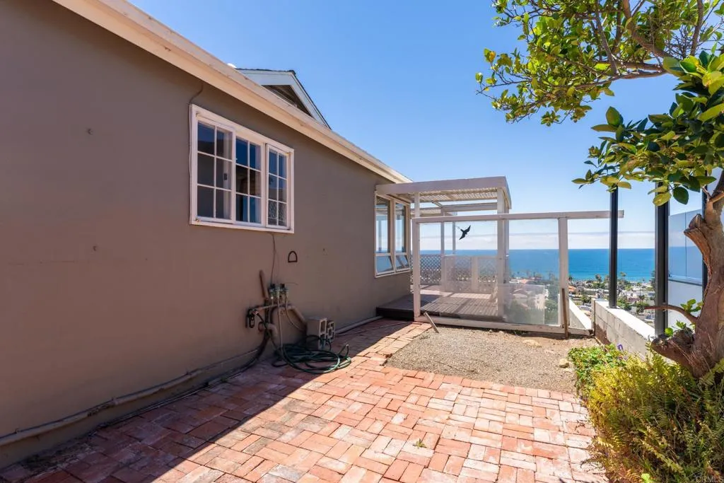 https://cdn.realtyfeed.com/cdn/127/306754588/e28c786ab69dd64fc402d2f589df89ec.webp