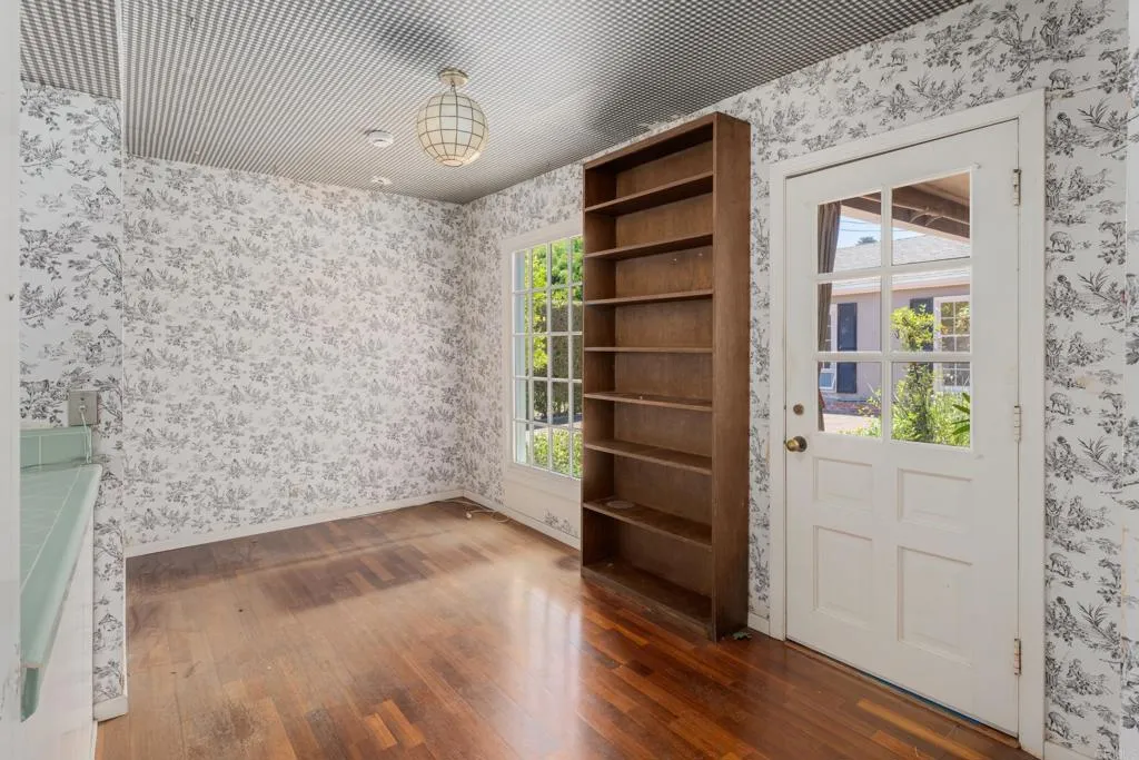 https://cdn.realtyfeed.com/cdn/127/306754588/ff443a4d0cf4f5faa71df213ce59fdb5.webp