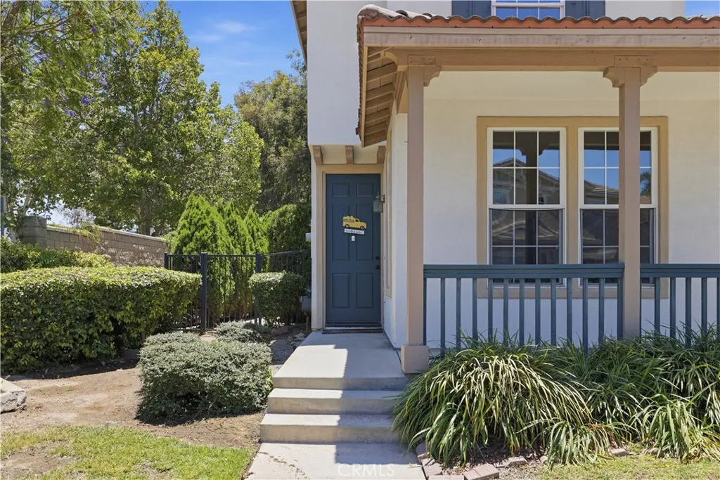 100 Lydia Lane, Corona, CA 92882 - Photo 3 of 39, Corona, CA