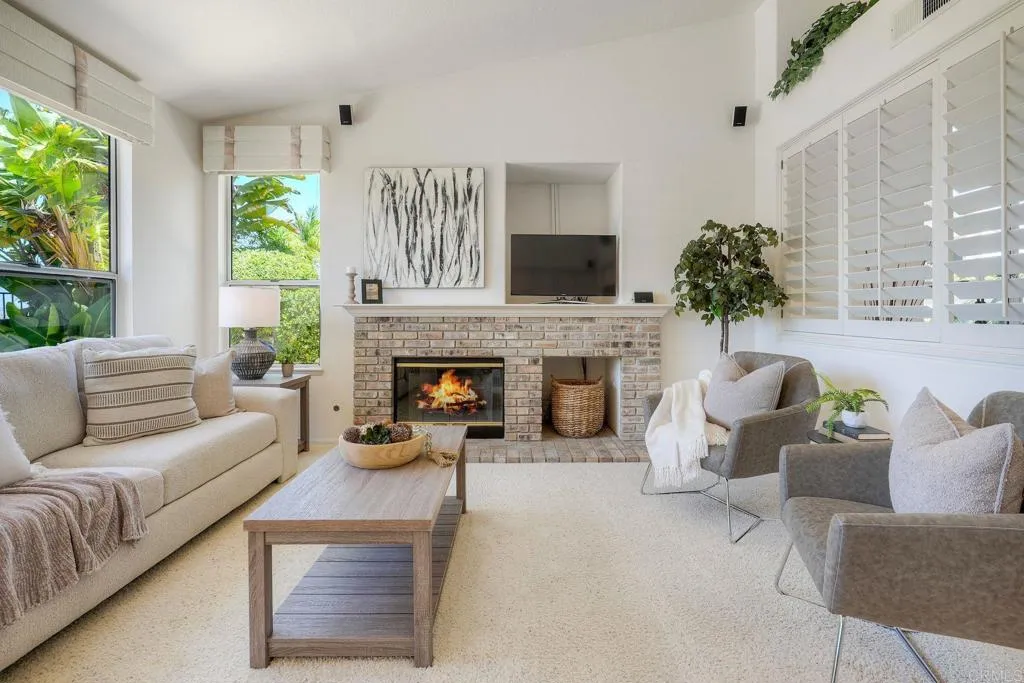 https://cdn.realtyfeed.com/cdn/127/306754591/c18006bf4b4f7544fc33de310f60dcaa.webp