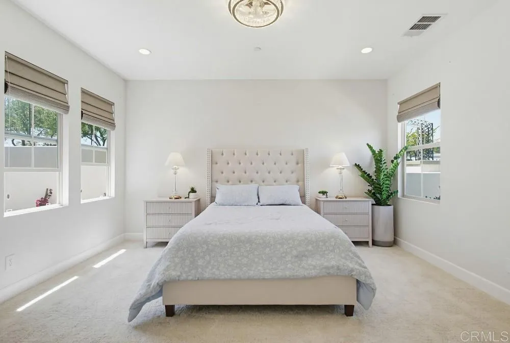 https://cdn.realtyfeed.com/cdn/127/306754596/59705cd8167cf25f616cd04e1a6d4c3f.webp