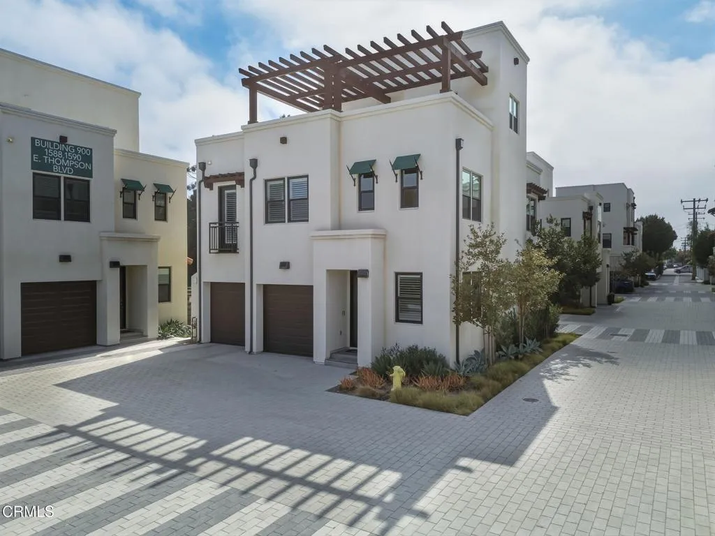 1582 E Thompson Boulevard, Ventura, CA 93001 - Main photo, Ventura, CA