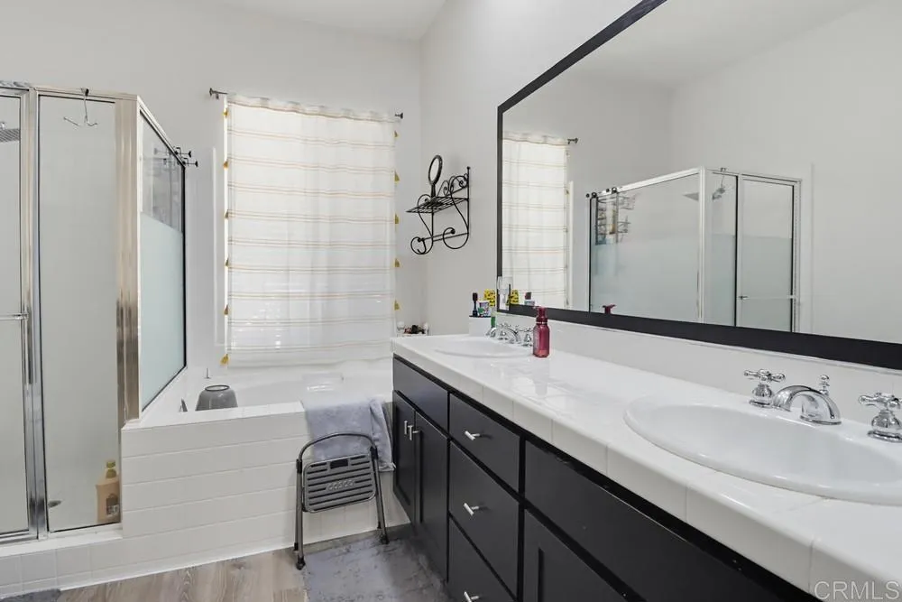 https://cdn.realtyfeed.com/cdn/127/306754667/8774d7c5854350f692a3cc4cb6eba872.webp