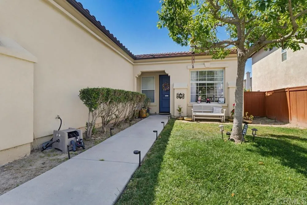 https://cdn.realtyfeed.com/cdn/127/306754667/e0bd3369cfa3544d61500c452c3a8a66.webp