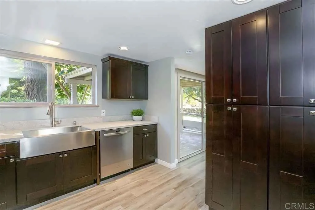 https://cdn.realtyfeed.com/cdn/127/306754689/0295de466ecdfb117d9d05d2a0567438.webp