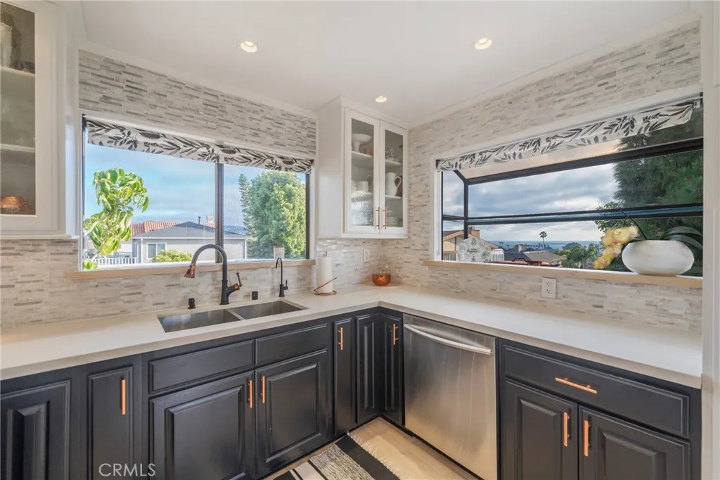 217 S Helberta Avenue Unit 5, Redondo Beach, CA 90277 - Photo 5 of 49, Redondo Beach, CA