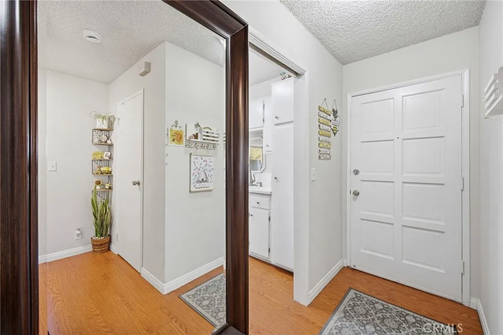 Photo #12: SW26140425 Listing: Photo #12