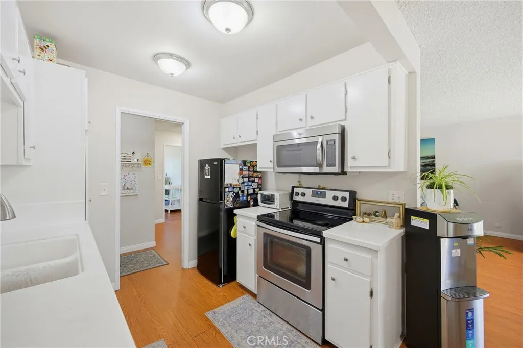 Photo #21: SW26140425 Listing: Photo #21