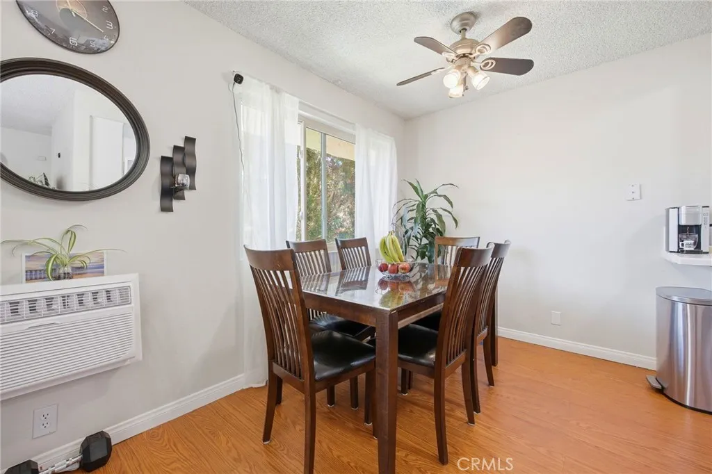Photo #19: SW26140425 Listing: Photo #19