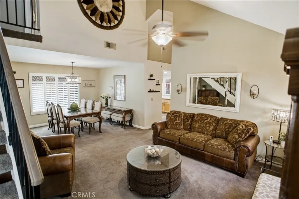 19823 Pandy Court, Canyon Country, CA 91351 - Photo 5 of 32, Canyon Country, CA