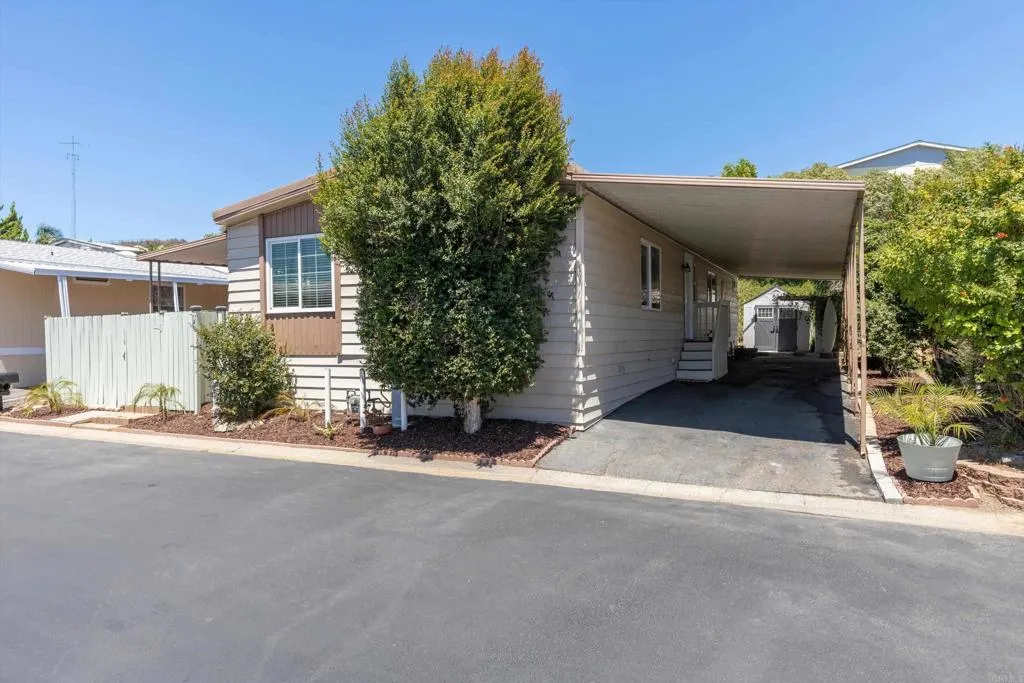 https://cdn.realtyfeed.com/cdn/127/306754753/570790d206780e2e3103d8160fa396e4.webp