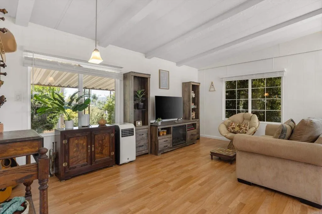 https://cdn.realtyfeed.com/cdn/127/306754753/67778a77e6915b67e5bded17d069d9ab.webp