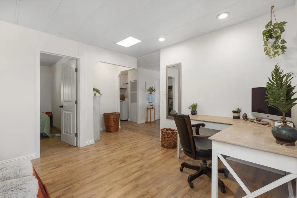 https://cdn.realtyfeed.com/cdn/127/306754753/d7137eb96429cac691e0df84684d489b.webp