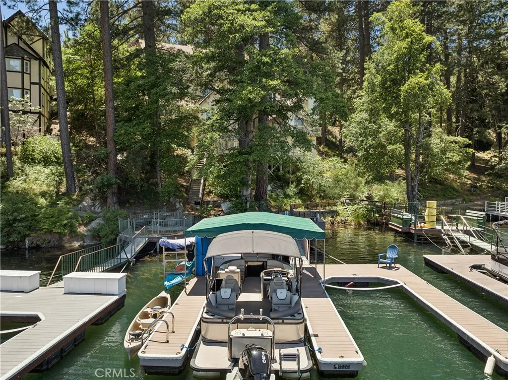 304 Lake Knoll Drive, Lake Arrowhead, CA 92352 - Photo 5 of 66, Lake Arrowhead, CA