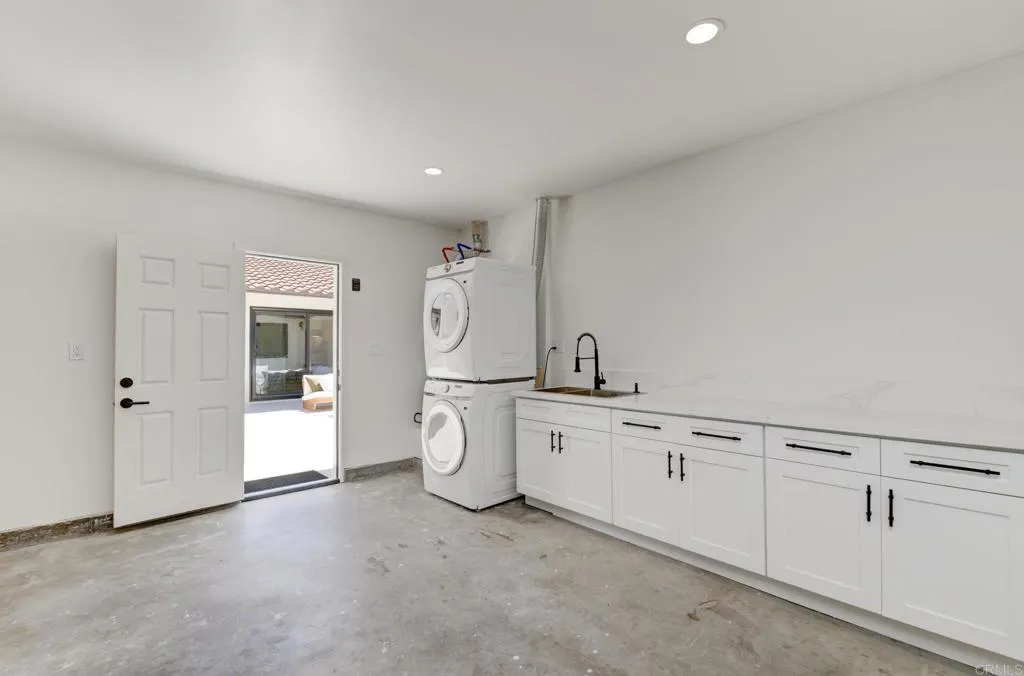 https://cdn.realtyfeed.com/cdn/127/306754760/8f9f9ba6deec977da20869e849089f12.webp