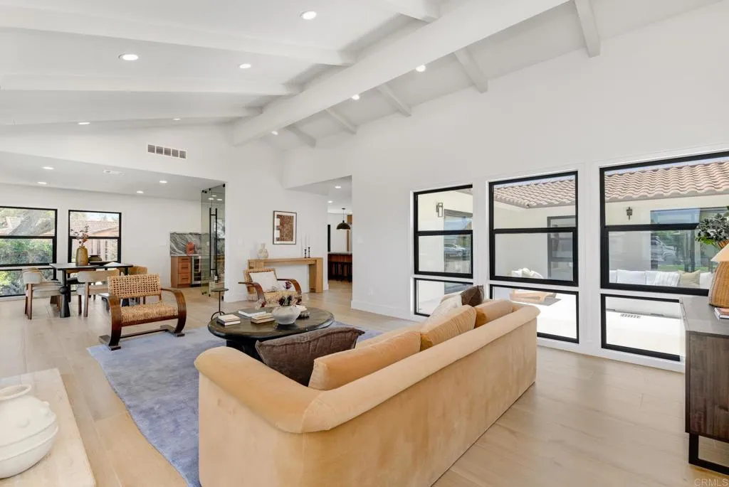 https://cdn.realtyfeed.com/cdn/127/306754760/d486289a69b8e9ec3c34319b1e77abeb.webp