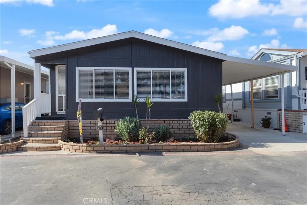201 Road Runner, Fountain Valley, CA 92708 - Photo 2 of 31, Fountain Valley, CA