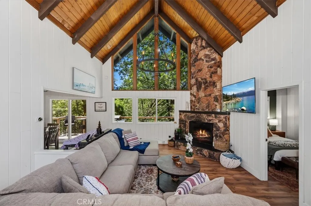 27809 North Bay, Lake Arrowhead, CA 92352 - Photo 4 of 38, Lake Arrowhead, CA