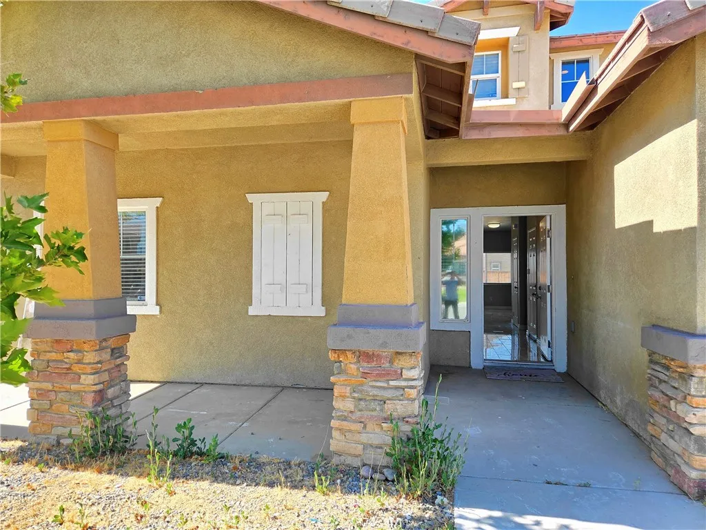 15338 Baxter Street, Victorville, CA 92394 - Photo 3 of 44, Victorville, CA