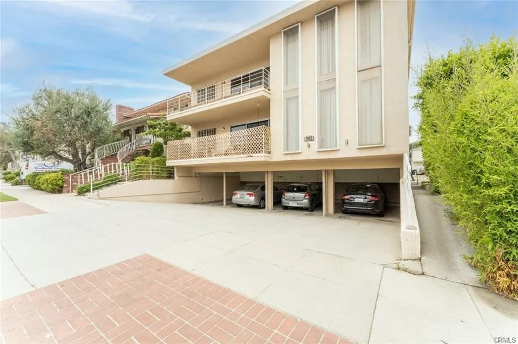 943 19th, Santa Monica, CA 90403 - Photo 2 of 47, Santa Monica, CA